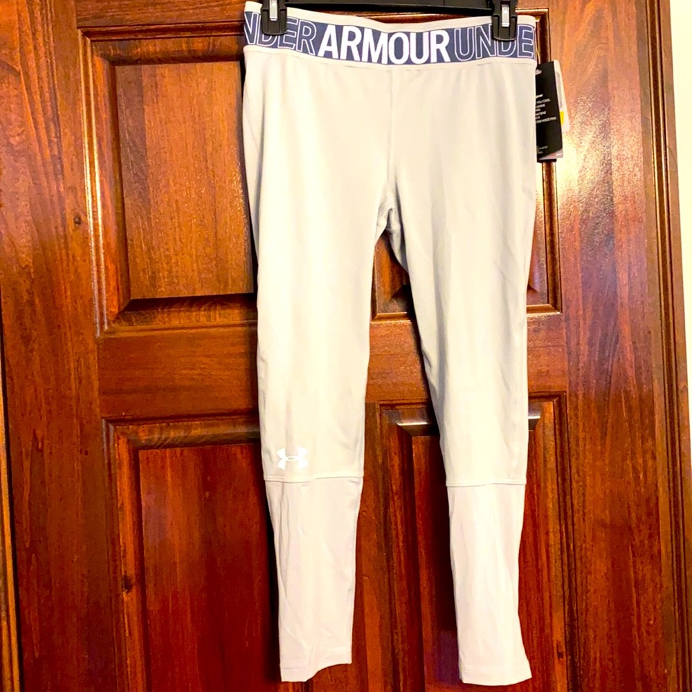 Girls Under Armour heat gear athletic leggings